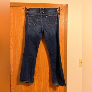 Wrangler bootcut jeans size 13/14x32
